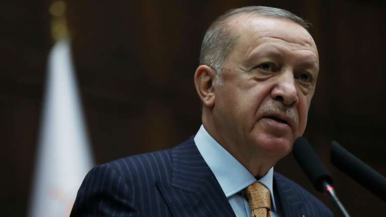 Προκλητικός και πάλι ο Ερντογάν: Συνεχίζουμε τις έρευνες με το Oruc Reis, το Barbaros και το Fatih