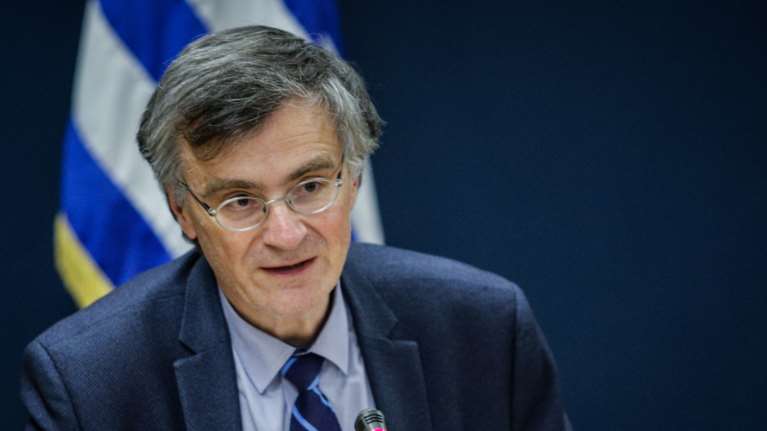 Τσιόδρας: Το στέλεχος του ιού έχει μεταλλαχθεί και είναι πιο μεταδοτικός- Τι δήλωσε για το εμβόλιο