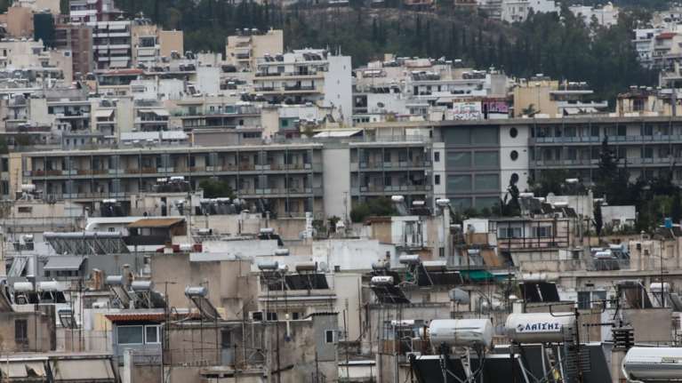 Έρχονται μειώσεις στις δόσεις των στεγαστικών δανείων – Ποιοι θα ωφεληθούν