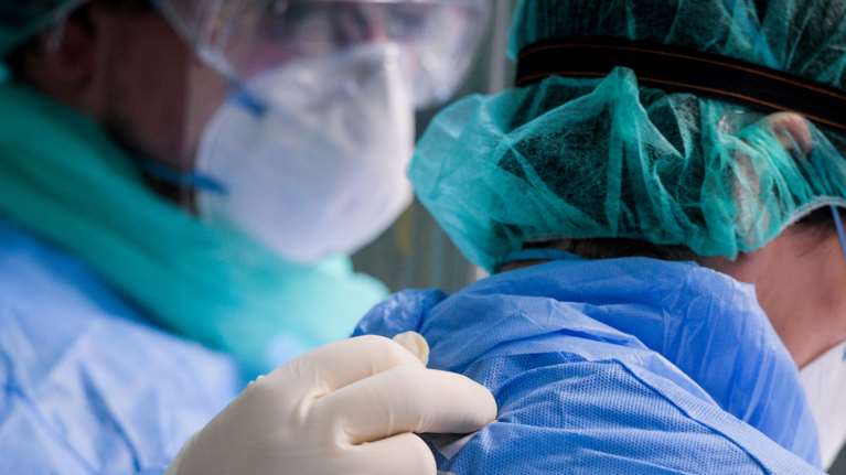 Θεσσαλονίκη: Εννέα έγκυες νοσηλεύονται στο Ιπποκράτειο, οι τρεις είναι διασωληνωμένες [βίντεο]