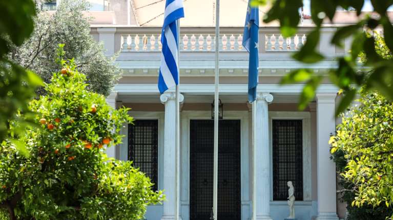 Στη 1 το μεσημέρι η ορκωμοσία των νέων μελών της κυβέρνησης