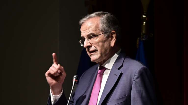 &quot;Μετωπική&quot; Σαμαρά σε Μητσοτάκη: Αλαζόνας και πολιτικά θρασύς - &quot;Δεν γνώριζε&quot; από τα Τέμπη μέχρι και τον ΟΠΕΚΕΠΕ;