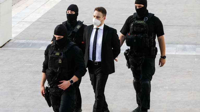 Μπάμπης Αναγνωστόπουλος: Ετοιμάζεται για τις Πανελλήνιες - Την Παρασκευή δίνει το πρώτο μάθημα