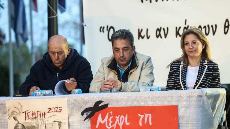 Τέμπη: Απορρίφθηκε η μήνυση κατά του Εφέτη Ανακριτή που είχαν καταθέσει πέντε συγγενείς θυμάτων