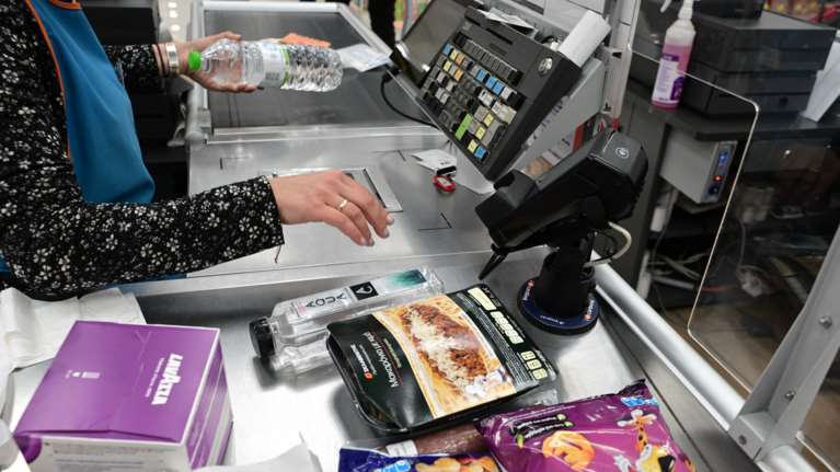 ΙΕΛΚΑ: Χαμηλότερη η αύξηση των τιμών τροφίμων στην Ελλάδα σε σχέση με την ΕΕ