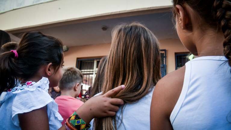 Φθιώτιδα: Φοβισμένα τα παιδιά που τα έβαλαν σε λάθος λεωφορείο - "Λαχταρίσαμε", λέει η μητέρα τους