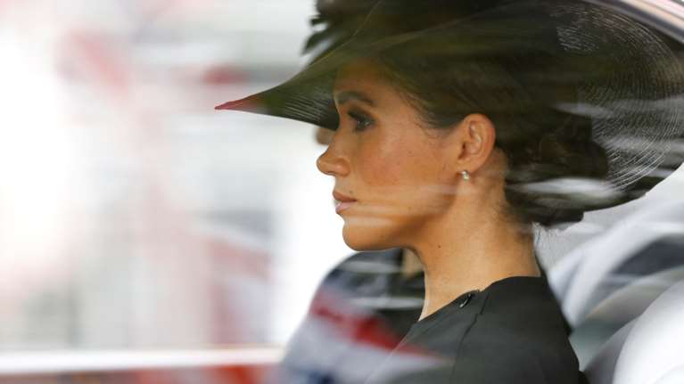 Μέγκαν Μαρκλ: Απαιτούσε να... της κόβουν μισθό για να εκτελεί τα βασιλικά της καθήκοντα - Εκφόβιζε τους υπαλλήλους