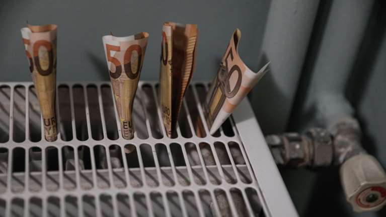 Επίδομα θέρμανσης: Εκπνέει σήμερα η προθεσμία για τις αιτήσεις - Πότε ξεκινούν οι πληρωμές