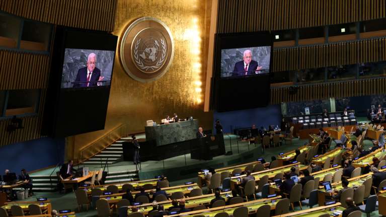 Η Παλαιστίνη ζητά από το Ισραήλ να &quot;ξανακαθίσει&quot; στο τραπέζι των διαπραγματεύσεων - Μετά την ομιλία Λαπίντ στον ΟΗΕ