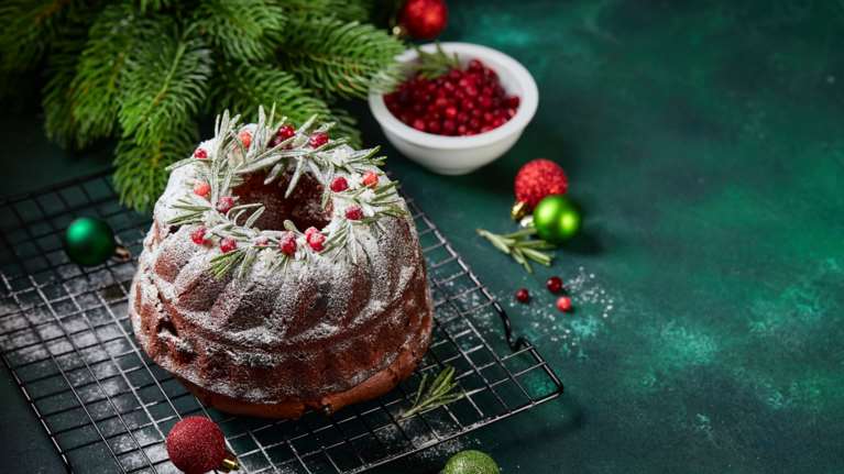 Συνταγή για αφράτη, παραδοσιακή βασιλόπιτα κέικ - Πανεύκολη, χωρίς μίξερ