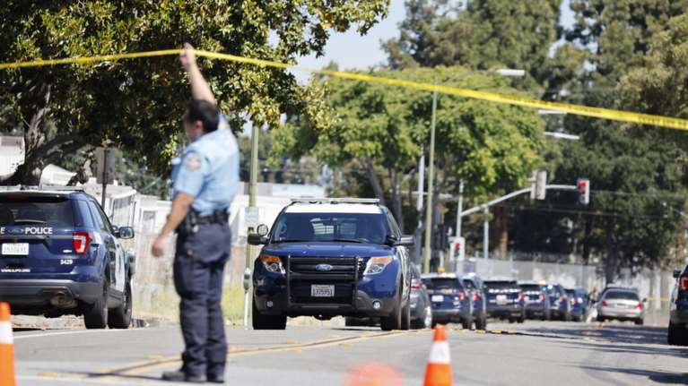 Συναγερμός στην Φλόριντα: Πυροβολισμοί έξω από κλαμπ - Δύο νεκροί και τουλάχιστον 20 τραυματίες