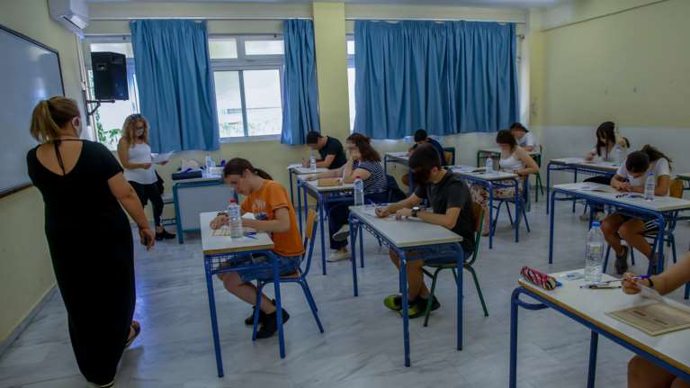 Ξεκινούν οι προαγωγικές και απολυτήριες εξετάσεις στα Λύκεια - Πότε κλείνουν Γυμνάσια, Δημοτικά, Νηπιαγωγεία