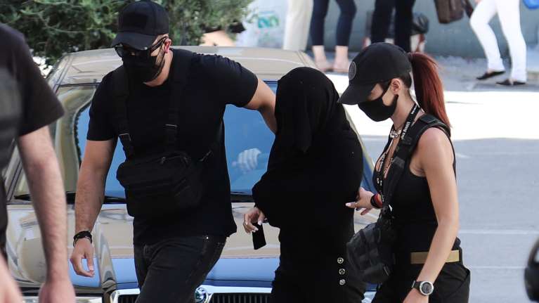 Επίθεση με βιτριόλι: Η 35χρονη δέχθηκε επίσκεψη από συγγενή της - Προαυλίζεται μόνη της στη φυλακή