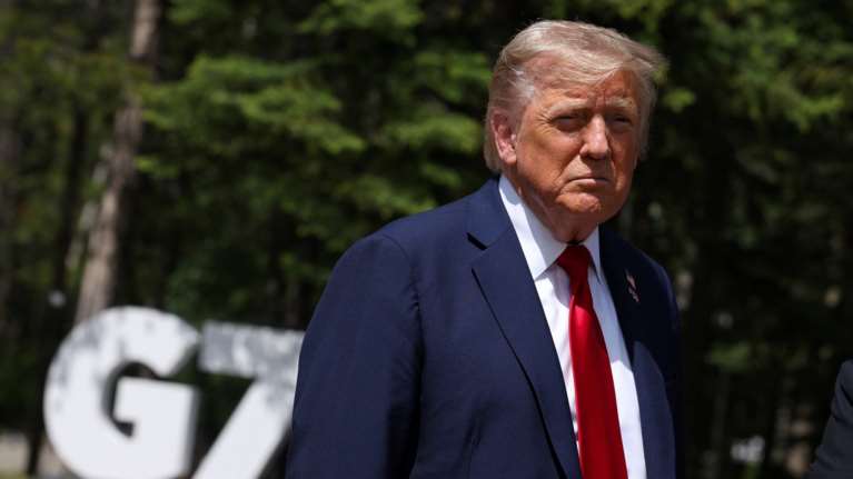 Το μεγάλο ερώτημα για τις επόμενες κινήσεις Τραμπ στη σύγκρουση Ισραήλ - Ιράν: Η αβεβαιότητα, οι πιέσεις και η μέση λύση