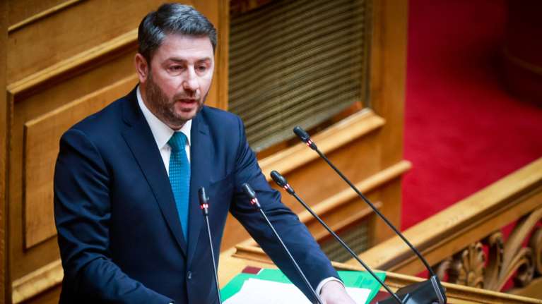 Ο Ανδρουλάκης βάζει στο στόχαστρο τον Μητσοτάκη για τα Τέμπη και ετοιμάζει πρόταση μομφής: &quot;Επί δύο χρόνια μας κοροϊδεύει&quot;