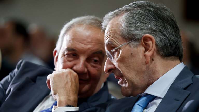 Κριτική Σαμαρά - Καραμανλή: &quot;Δεν σχολιάζουμε δηλώσεις πρώην πρωθυπουργών&quot; λέει ο Μαρινάκης - Ποιοι μιλούν για fake news