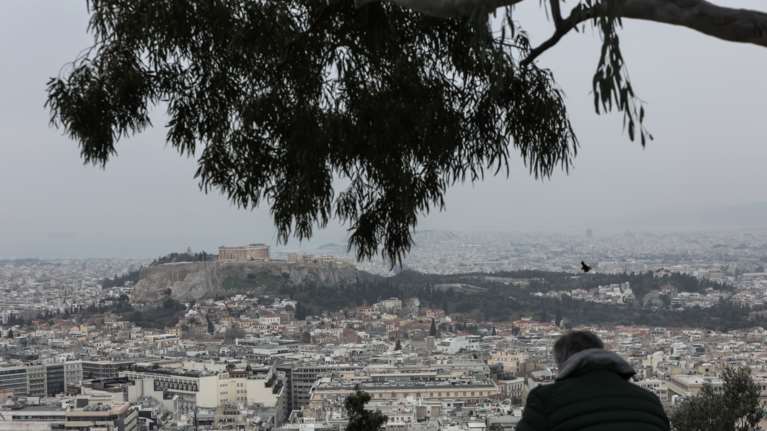 Καιρός: Σκόνη και λασποβροχές το Σαββατοκύριακο - Τους 28 βαθμούς θα φτάσει ο υδράργυρος