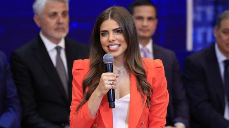 Ακραία ρητορική από υποψήφια της ΝΔ: &quot;Γνωστοί ανθέλληνες στον ΣΥΡΙΖΑ - Συγγνώμη αν σας προσέβαλα&quot;