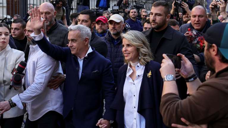 Ρουμανία: Κόπηκε από τις εκλογές ο ακροδεξιός Τζορτζέσκου - Οι καταγγελίες για ανάμιξη της Ρωσίας και ο ρόλος του Τραμπ