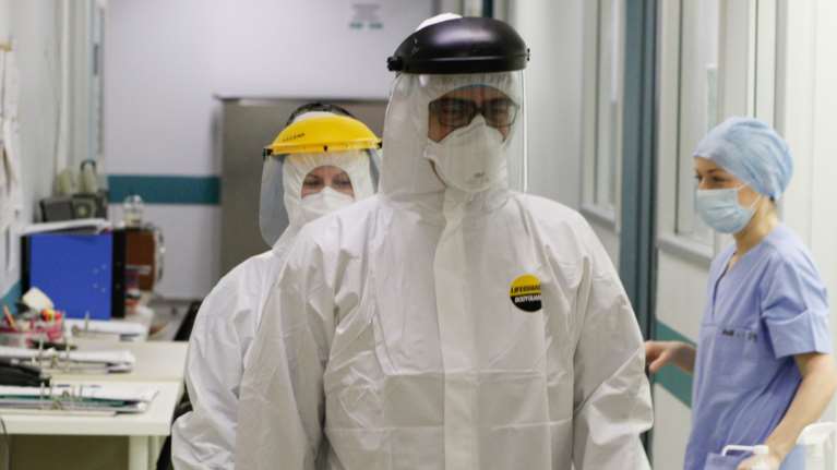 Μυστήριο με θάνατο γιατρού στην Κατερίνη: Πέθανε από ανακοπή  μετά τη 2η δόση του εμβολίου της Pfizer