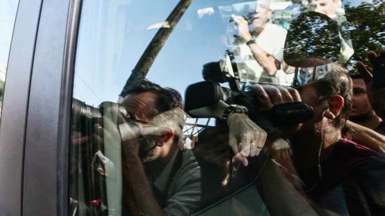 Κολωνός: Το νέο στοιχείο με το wi-fi που &quot;καίει&quot; τη μητέρα της 12χρονης - Αποκάλυψη Λαμπρόπουλου