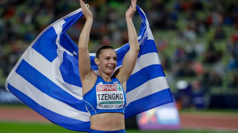 Η &quot;χρυσή&quot; Ελίνα Τζένγκο: Στόχος μου είναι οι Ολυμπιακοί Αγώνες - Προχωράμε με σκυμμένο το κεφάλι