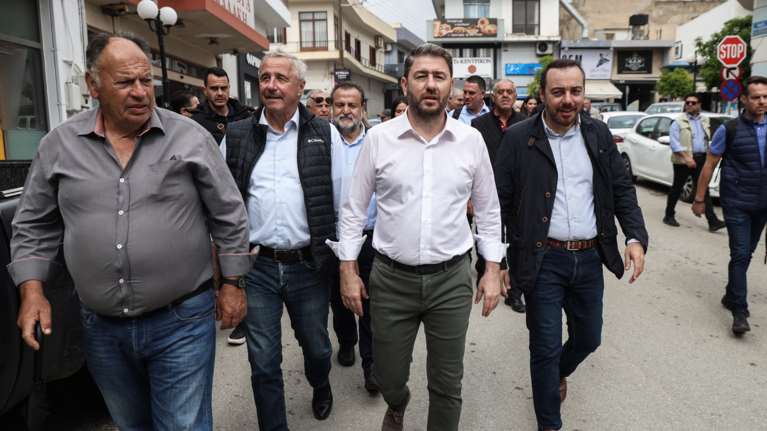 Στο Αρκαλοχώρι ο Ανδρουλάκης: Η 9η Ιουνίου είναι ευκαιρία να στείλει ο λαός ένα μήνυμα αποδοκιμασίας στην κυβέρνηση