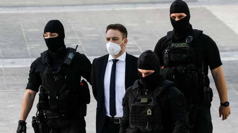 Αποκάλυψη-βόμβα από τον πατέρα της Καρολάιν: Ο Μπάμπης Αναγνωστόπουλος την σκότωσε γιατί έκανε  εμπόριο ναρκωτικών