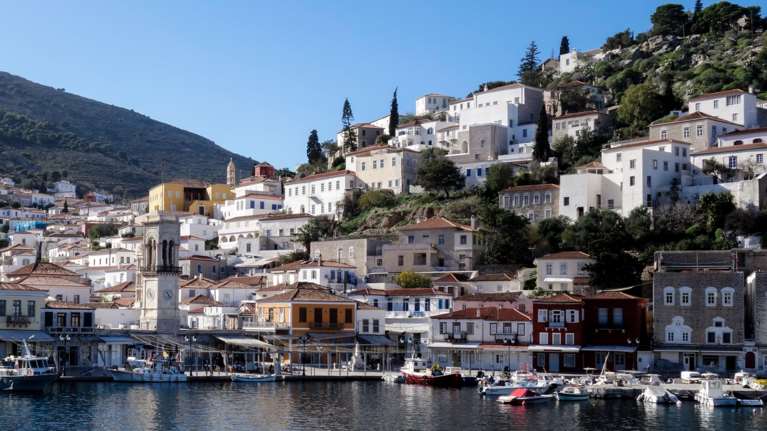 Το ΣτΕ βάζει φρένο στην οικοδόμηση στον οικισμό της Ύδρας - Επιτρέπονται μόνοι οι ανακατασκευές κτιρίων