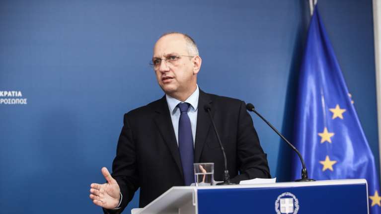 Αιχμές Οικονόμου για Καραμανλή: Δεν είχε μεταφερθεί στον Μητσοτάκη η εικόνα διάλυσης του ΟΣΕ, θα δούμε την υποψηφιότητα στις εκλογές