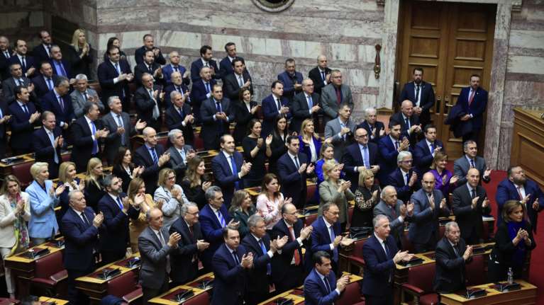 Βουλή: Κοινοβουλευτική κόντρα για την εκδήλωση της Ομάδας Αλήθειας - Η κριτική στον Μαρινάκη και η αντίδρασή του