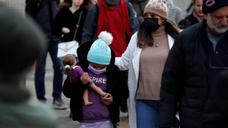 Θερίζει πάλι τις ΗΠΑ ο κορονοϊός: Ο μέσος όρος θανάτων ξεπέρασε τους 1.150 την ημέρα