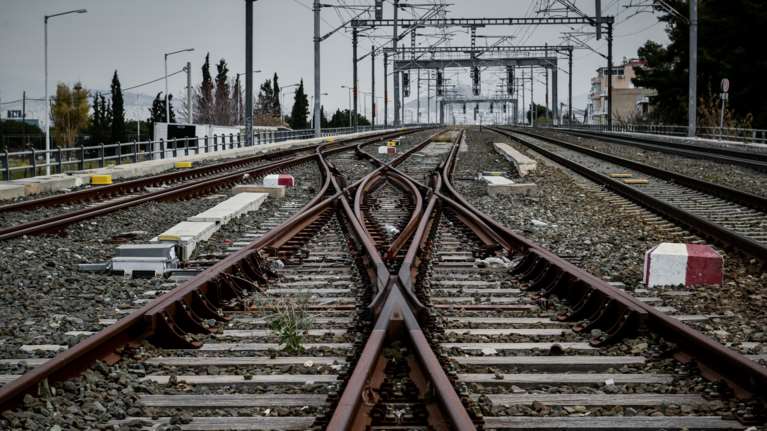 Οι &quot;καμπάνες&quot; χτυπούσαν χρόνια στον ΟΣΕ: Καταδίκη σε αποζημίωση 200.000 ευρώ για ακρωτηριασμό επιβάτη