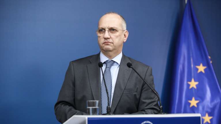 Απάντηση Οικονόμου σε Τσίπρα: Πρόκληση στη νοημοσύνη των Ελλήνων το να κατηγορεί την ΝΔ για τοξικότητα