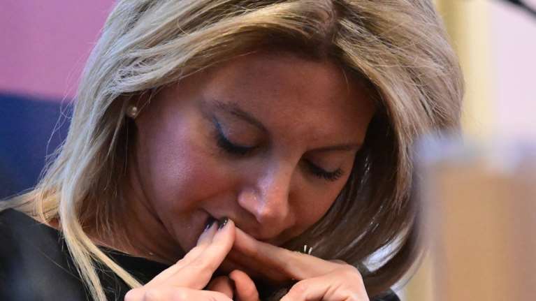 Καρυστιανού για την παραπομπή Καραμανλή για πλημμέλημα: &quot;Η ντροπή... ντροπή δεν έχει - Εκλαψε χθες ο ουρανός&quot;