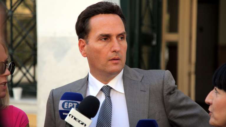 Δημητρακόπουλος κατά δικαστών: Η κοινή γνώμη κρατά στη φυλακή τον Πέτρο Φιλιππίδη - Μεσαίωνας οι κλειστές δίκες