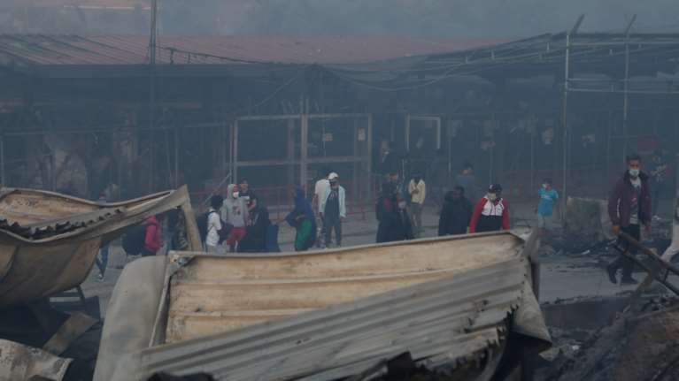 Φωτιά στη Μόρια: Και επισήμως σε κατάσταση έκτακτης ανάγκης η Λέσβος