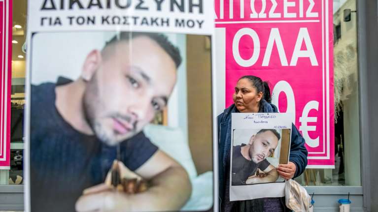 Πάτρα: Ένας προσωρινά κρατούμενος και τρεις ελεύθεροι με περιοριστικούς όρους για τον θάνατο του 30χρονου σε μπαρ