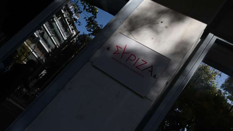 Πηγές ΣΥΡΙΖΑ: Η χώρα μοιάζει με ξέφραγο αμπέλι, κι όντως είναι "έργο" του Μητσοτάκη