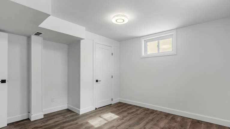 Επιδοτείται η ανακαίνιση 70 κατοικιών στον Δήμο Αθηναίων για να στεγάσουν ευάλωτα νοικοκυριά - Δικαιούχοι και προϋποθέσεις