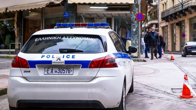 Νέα Σμύρνη: Ανήλικοι μαχαίρωσαν 15χρονο και τον λήστεψαν έξω από ψητοπωλείο