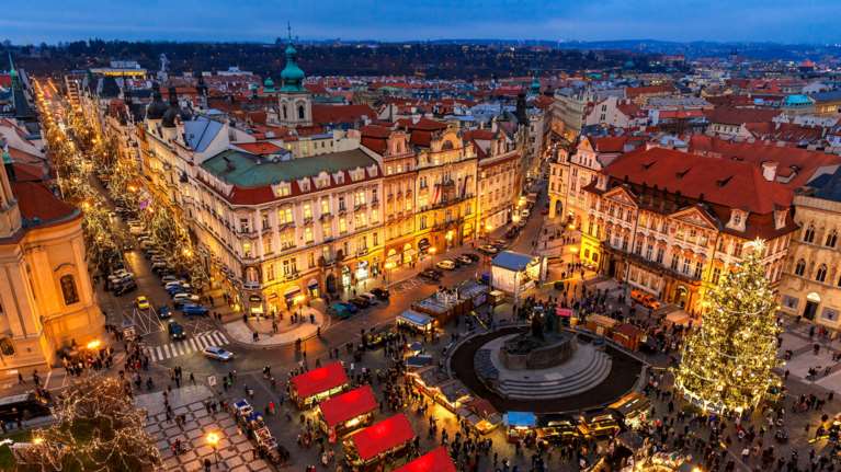 Όπου φύγει φύγει οι Έλληνες για τα Χριστούγεννα: Οι δημοφιλέστεροι προορισμοί σε Ελλάδα και εξωτερικό