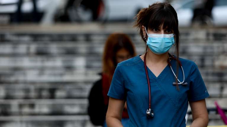 Σε Αττική και Θεσσαλονίκη εντοπίζεται η πλειοψηφία των νέων κρουσμάτων - Ακολουθούν οι Κυκλάδες και η Καρδίτσα