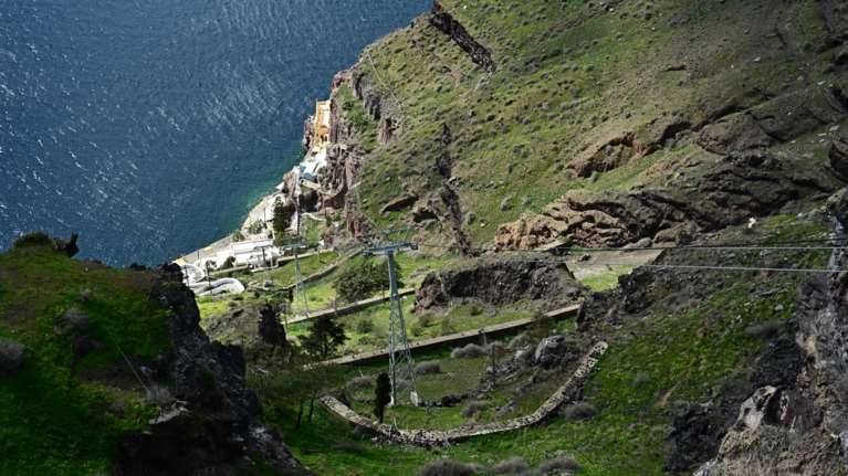 Συνολάκης: Τα τρία σενάρια για τους σεισμούς στη Σαντορίνη - &quot;Καμπανάκι&quot; για ελέγχους σε όλες τις κατασκευές