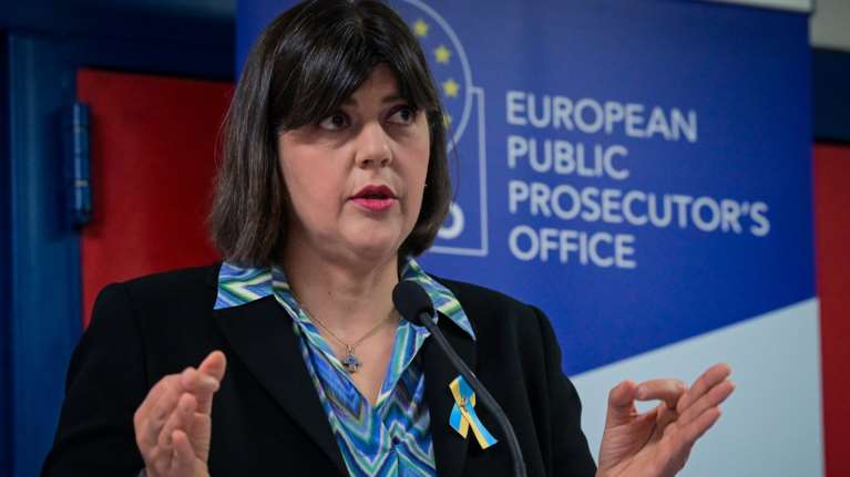 Κοβέσι στο Politico: &quot;Η εγκληματική δραστηριότητα στην Ελλάδα ήταν οργανωμένη, με τη συμμετοχή υψηλόβαθμων αξιωματούχων&quot;