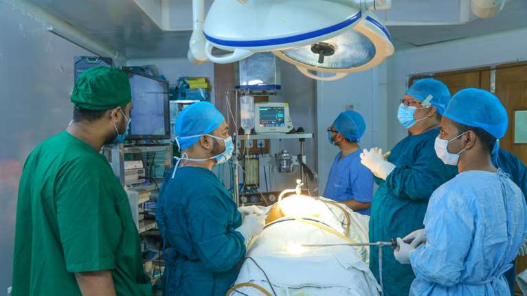 Απογευματινά χειρουργεία: Πρεμιέρα την Τρίτη σε Παπαγεωργίου - ΑΧΕΠΑ παρουσία Άδωνι Γεωργιάδη