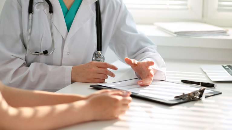 Ξεκινούν οι δωρεάν εξετάσεις για τον καρκίνο του τραχήλου της μήτρας - Ποιες ηλικίες αφορά