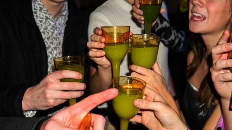 Κρήτη: Ανήλικη 13,5 χρόνων μέθυσε μέχρι λιποθυμίας