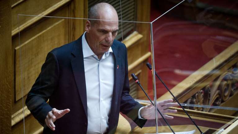 Βαρουφάκης: Τερατογένεση είναι η απαίτηση Μητσοτάκη για αυτοδυναμία και η προοδευτική κυβέρνηση Τσίπρα χωρίς πρόγραμμα