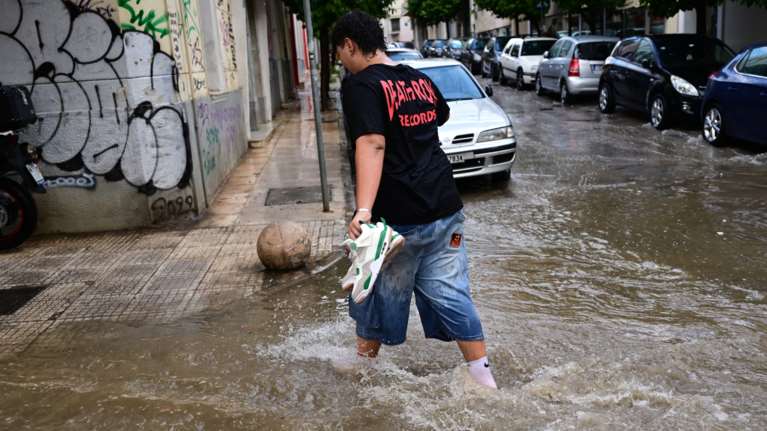 Η αποτίμηση Τσατραφύλλια για την κακοκαιρία Atena: Γιατί πλημμύρισαν πολλές περιοχές - Η αστοχία του 112 που χτυπά κάθε λίγο